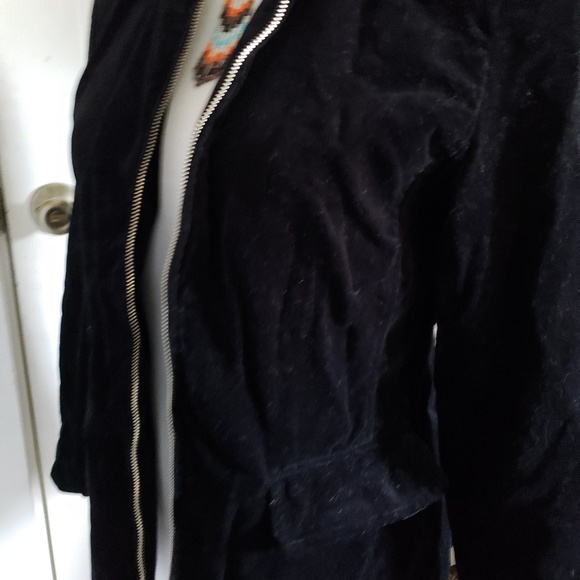 Black velvet zip up blazer with pockets S - Picture 2 of 3